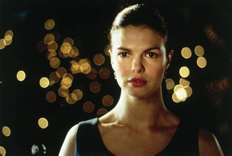 jeanne tripplehorn desnuda|Scenes that were cut